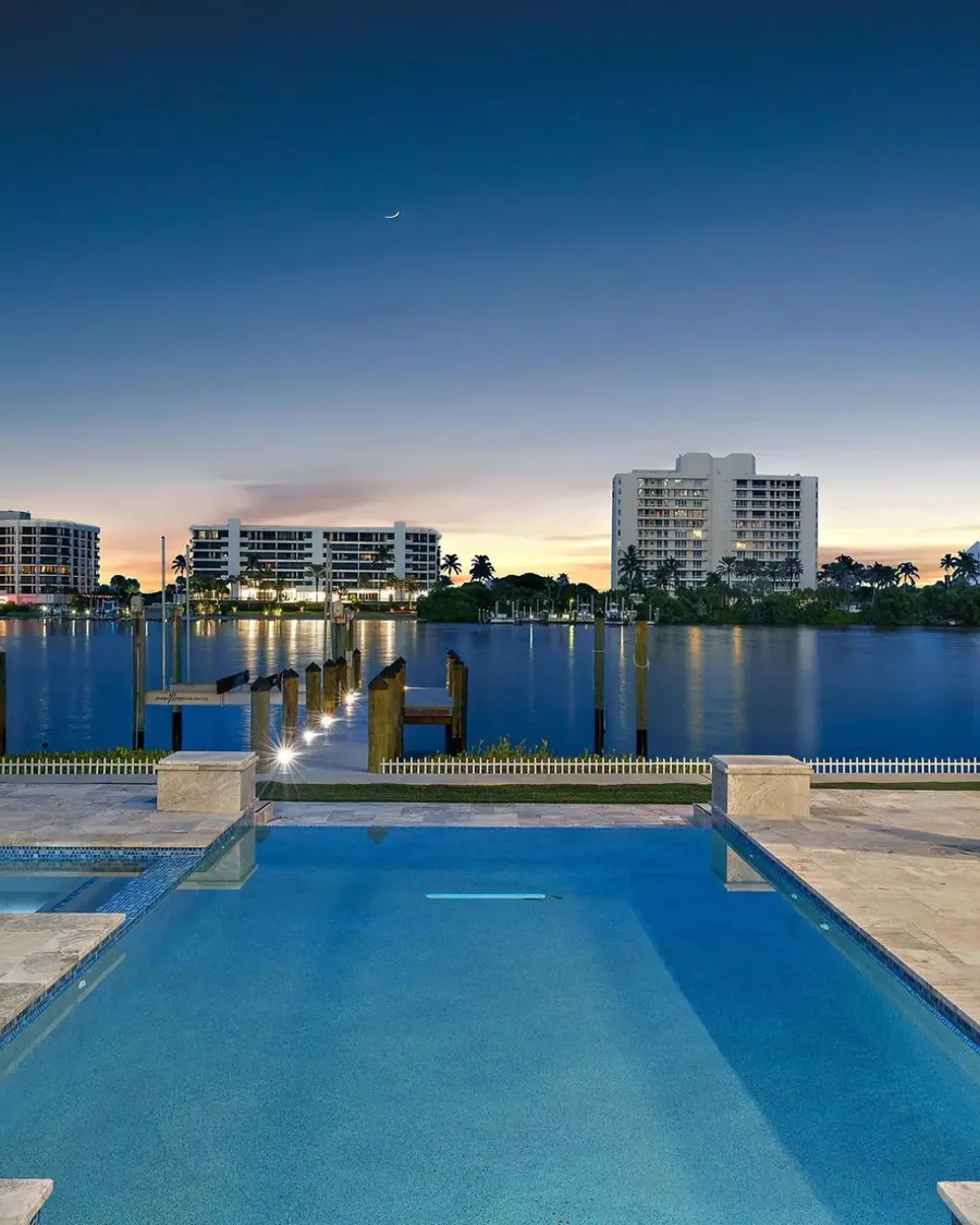 Coming soon post for 3433 Harbor Road N, image 2 of 4